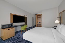  - Fairfield Inn & Suites by Marriott Brookfield