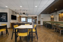  - Fairfield Inn & Suites by Marriott Brookfield