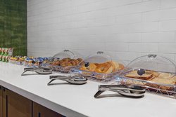  - Fairfield Inn & Suites by Marriott Brookfield