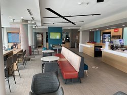  - Avid Hotel Portland