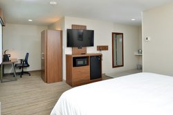  - Holiday Inn Express & Suites North Santa Rosa