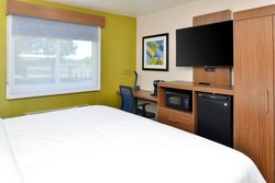  - Holiday Inn Express & Suites North Santa Rosa