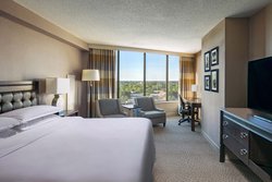  - Sheraton Four Seasons Hotel Greensboro - I-40, Exit 217