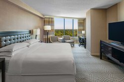  - Sheraton Four Seasons Hotel Greensboro - I-40, Exit 217