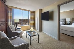  - Sheraton Four Seasons Hotel Greensboro - I-40, Exit 217