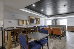  - Holiday Inn Express & Suites Petersburg