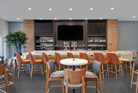 Enjoy a craft cocktail, beer or wine at our inviting lobby bar