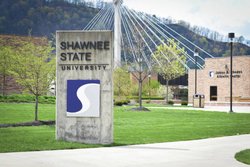  - Holiday Inn Express & Suites Ironton