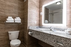  - Holiday Inn Express & Suites Ironton