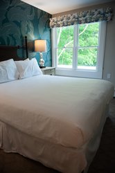  - Whitlock Inn Lenox