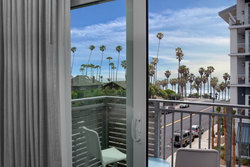 - SpringHill Suites by Marriott Oceanside - I-5, Exit 53