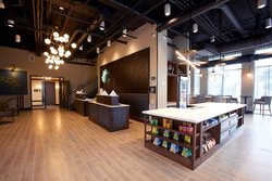  - Holiday Inn Downtown Louisville - I-65, Exit 136C