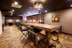  - Holiday Inn Downtown Louisville - I-65, Exit 136C