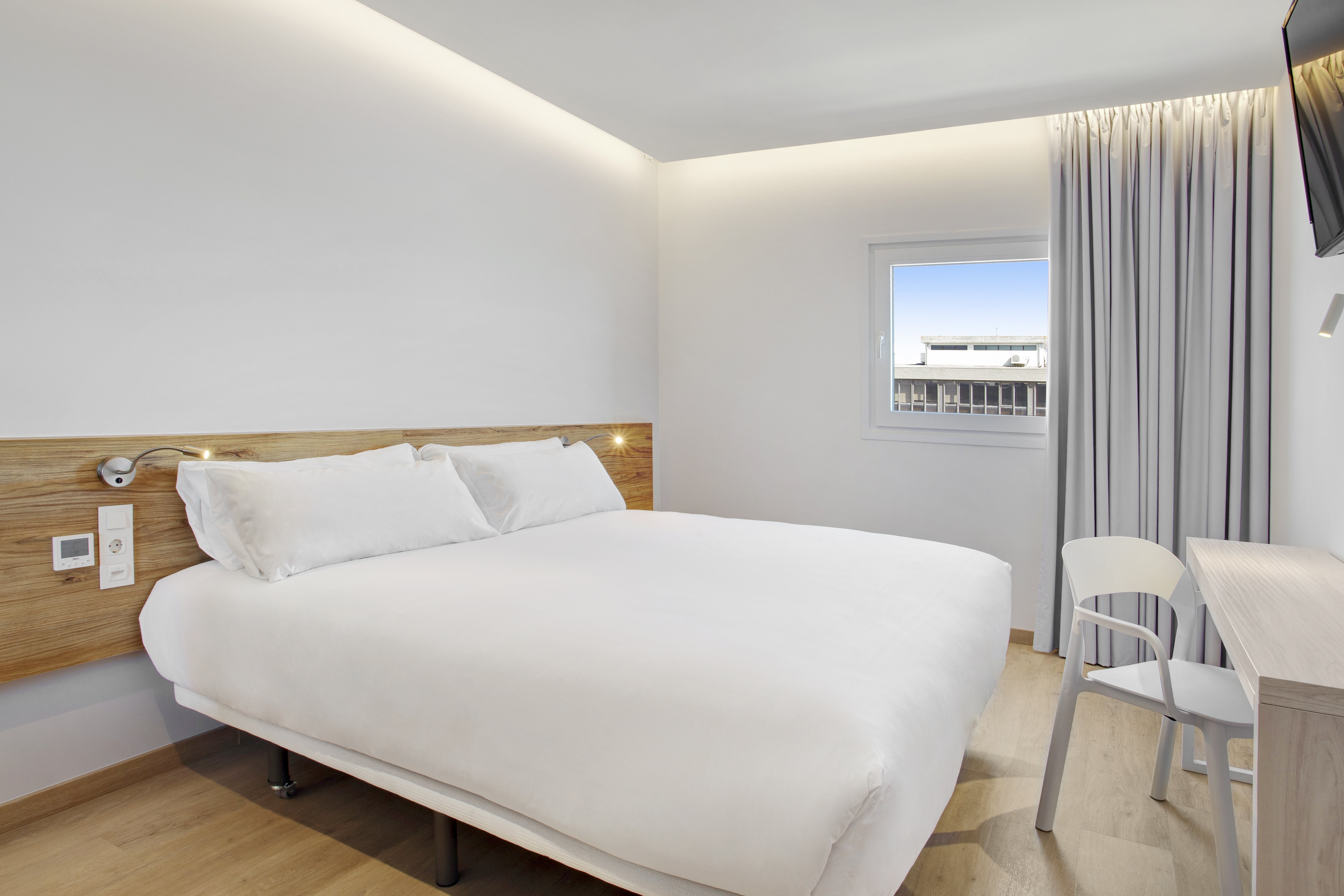 B&B HOTEL PORTO EXPO AEROPORTO-guestroom-Double Room.jpg