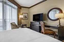  - Omni Hotel Austin - I-35, Exit 234B