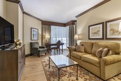  - Omni Hotel Austin - I-35, Exit 234B