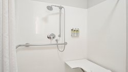  - Holiday Inn Express & Suites Portland