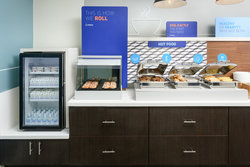  - Holiday Inn Express & Suites Tullahoma