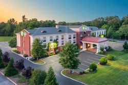  - Holiday Inn Express & Suites Tullahoma