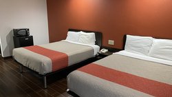  - Relax Inn Franklin - I-65, Exit 90