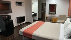  - Relax Inn Franklin - I-65, Exit 90