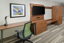  - Holiday Inn Express & Suites Tullahoma