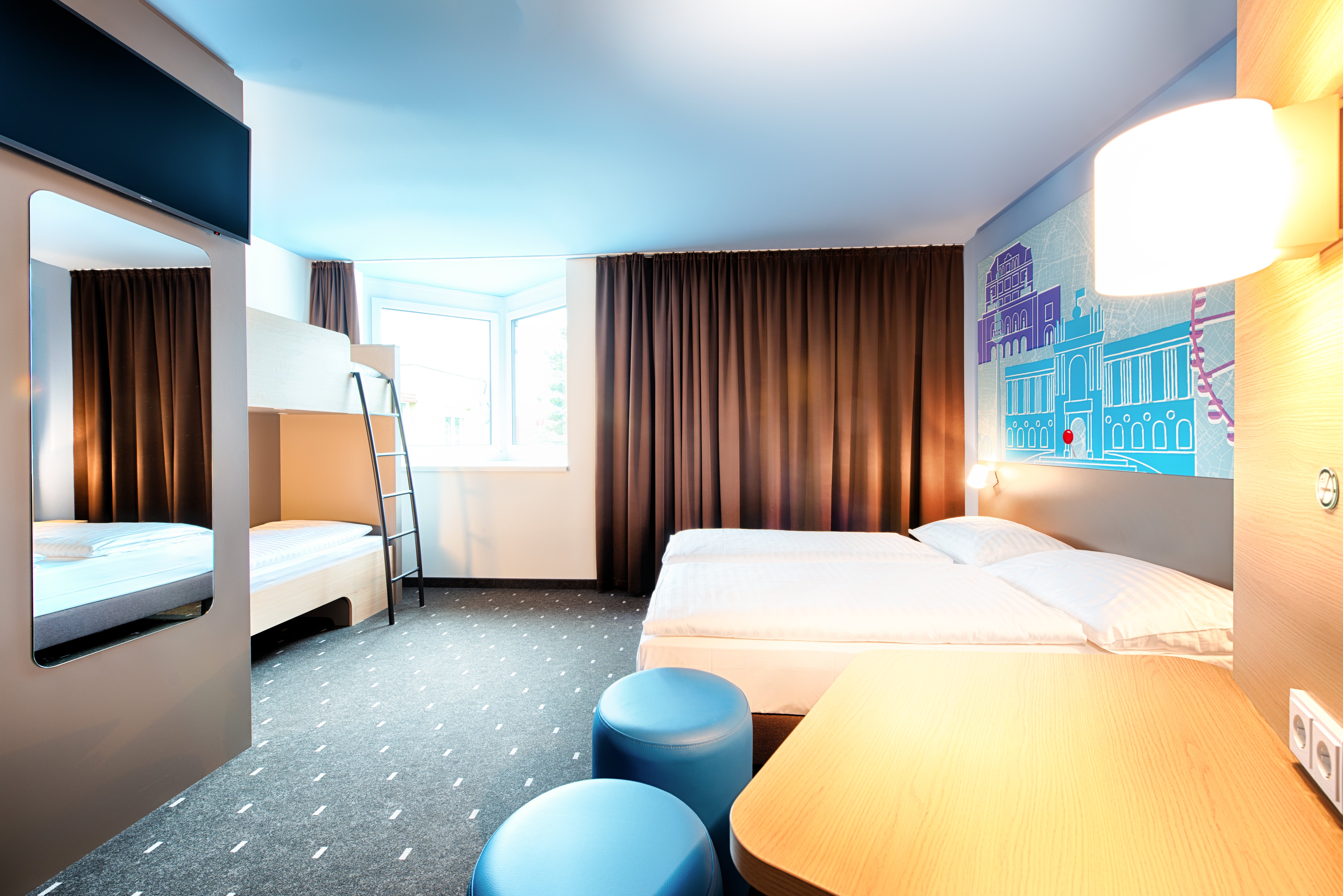 B&B HOTEL WIEN-MEIDLING-guestroom-GUEST ROOM.jpg