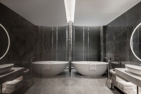 HOTEL INDIGO GARDEN EXPO - Photo 43