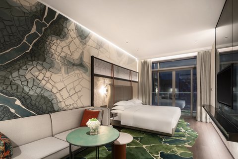 HOTEL INDIGO GARDEN EXPO - Photo 22