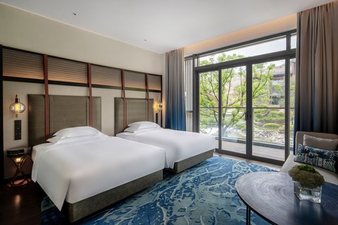 HOTEL INDIGO GARDEN EXPO - Photo 28