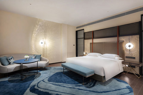 HOTEL INDIGO GARDEN EXPO - Photo 41