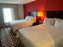  - Holiday Inn Fairview Heights - I-64, Exit 12