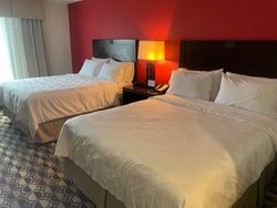  - Holiday Inn Fairview Heights - I-64, Exit 12