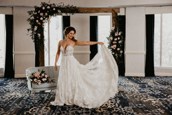  - Crowne Plaza Hotel Playhouse Square Cleveland - I-90, Exit 172A & 173A