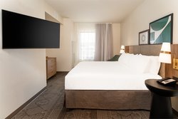  - Staybridge Suites Wine Country Temecula - I-15, Exit 61