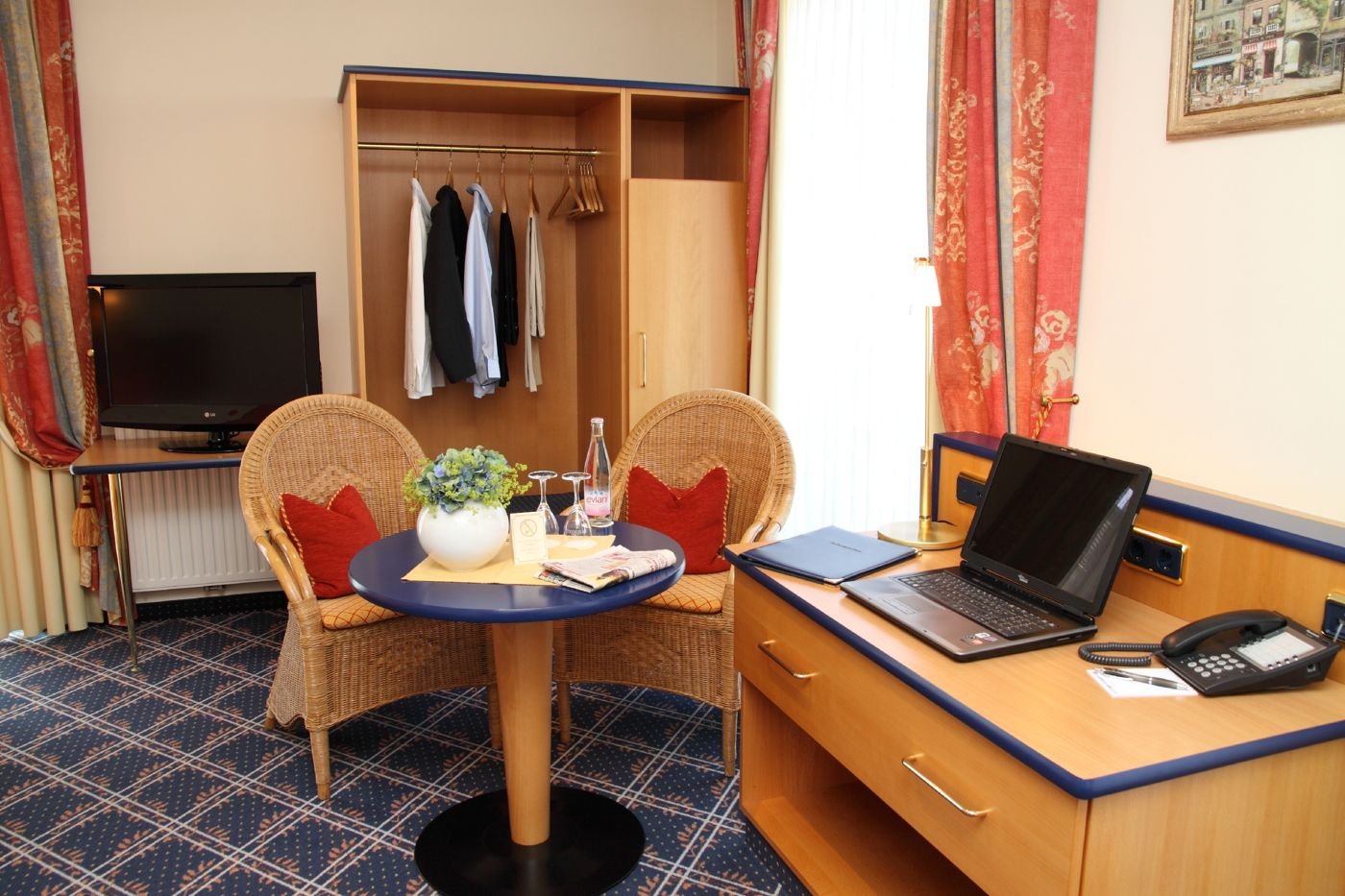 HOTEL ZUR POST-guestroom-Superior room.jpg