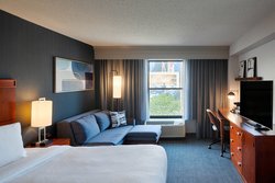  - Courtyard by Marriott Hotel Springfield