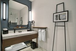  - Farnam Hotel Downtown Omaha