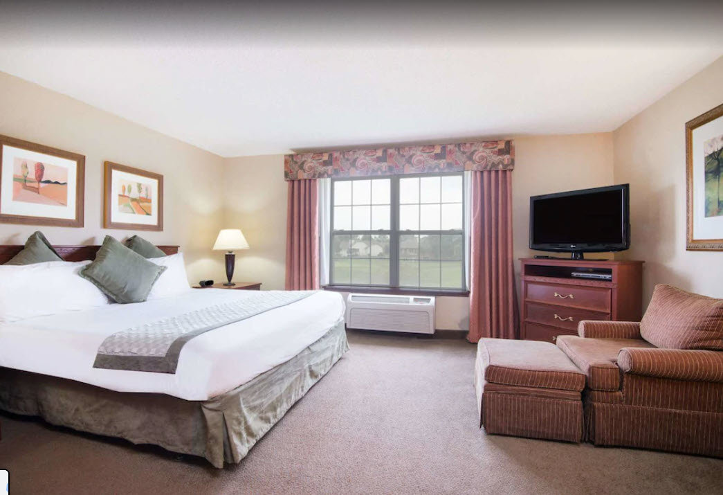 CANDLEWOOD STES NORTHWEST BY IHG-guestroom-Guest Room.jpg