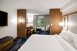 - Fairfield Inn & Suites by Marriott Airport Louisville - I-65, Exit 131B