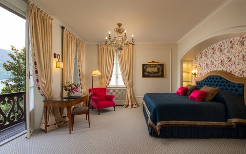 Villa Garrovo Master Bedroom
