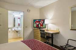  - Red Roof Inn East Memphis - I-40, Exit 12