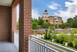  - Courtyard by Marriott Hotel Downtown Duluth