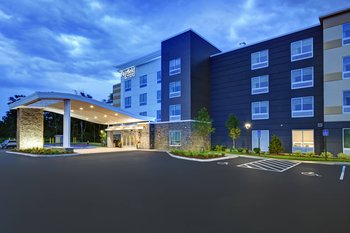 Fairfield Inn & Suites by Marriott