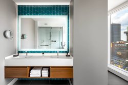  - Humaniti Hotel Downtown Montreal