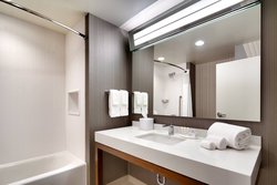  - Courtyard by Marriott Hotel Downtown Duluth