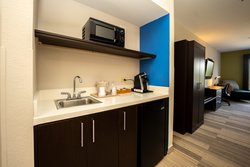  - Holiday Inn Express & Suites Deer Park