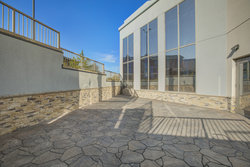  - Holiday Inn Express & Suites Woodstock