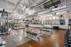  - LEVEL Suites Yaletown Vancouver