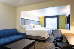  - Holiday Inn Express & Suites Evanston - I-80, Exit 3